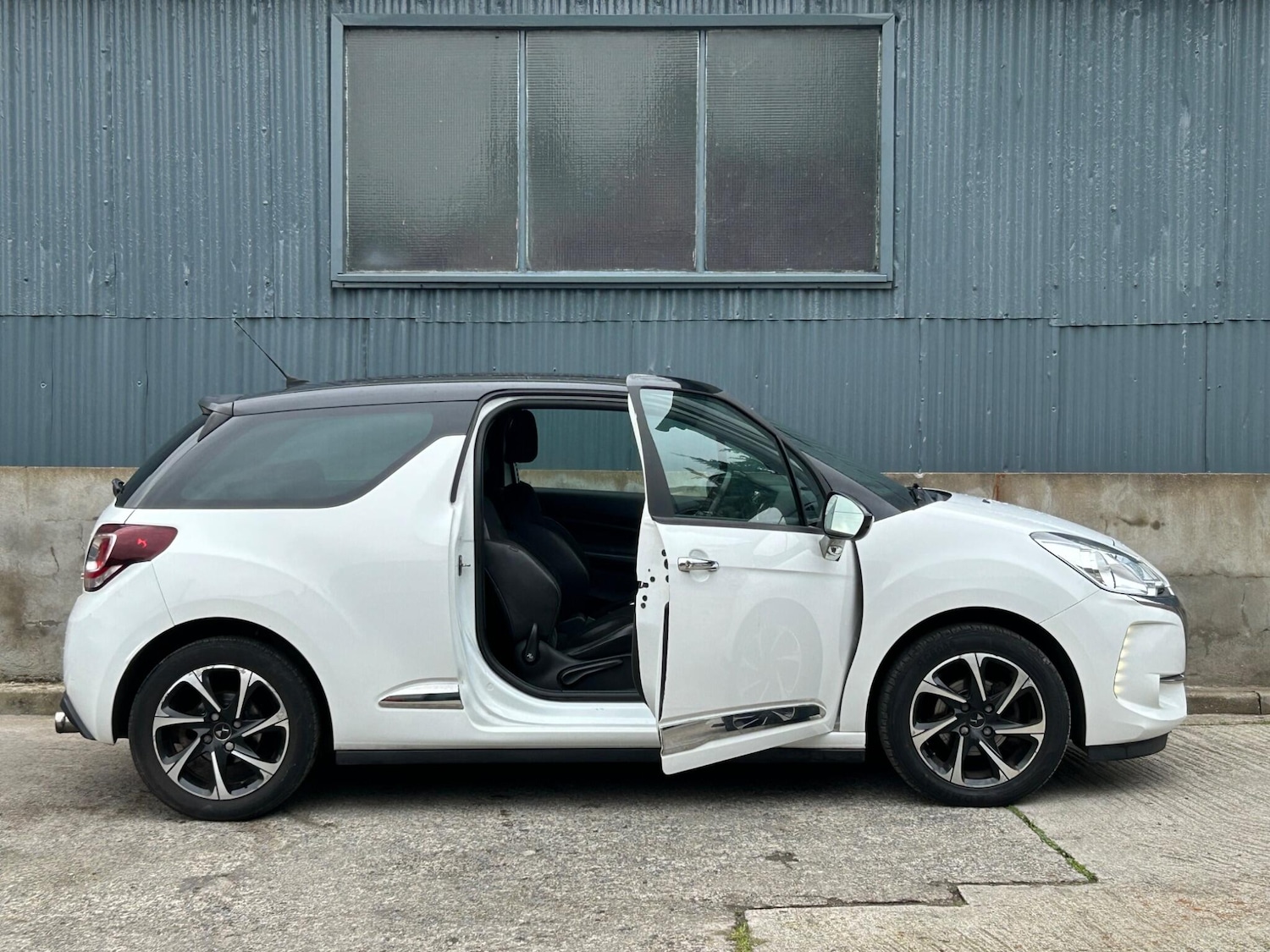 Used DS Automobiles DS 3 2017 for sale - 77468637: Photo 16