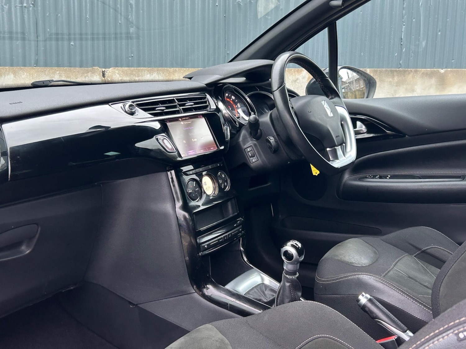 Used DS Automobiles DS 3 2017 for sale - 77468637: Photo 22