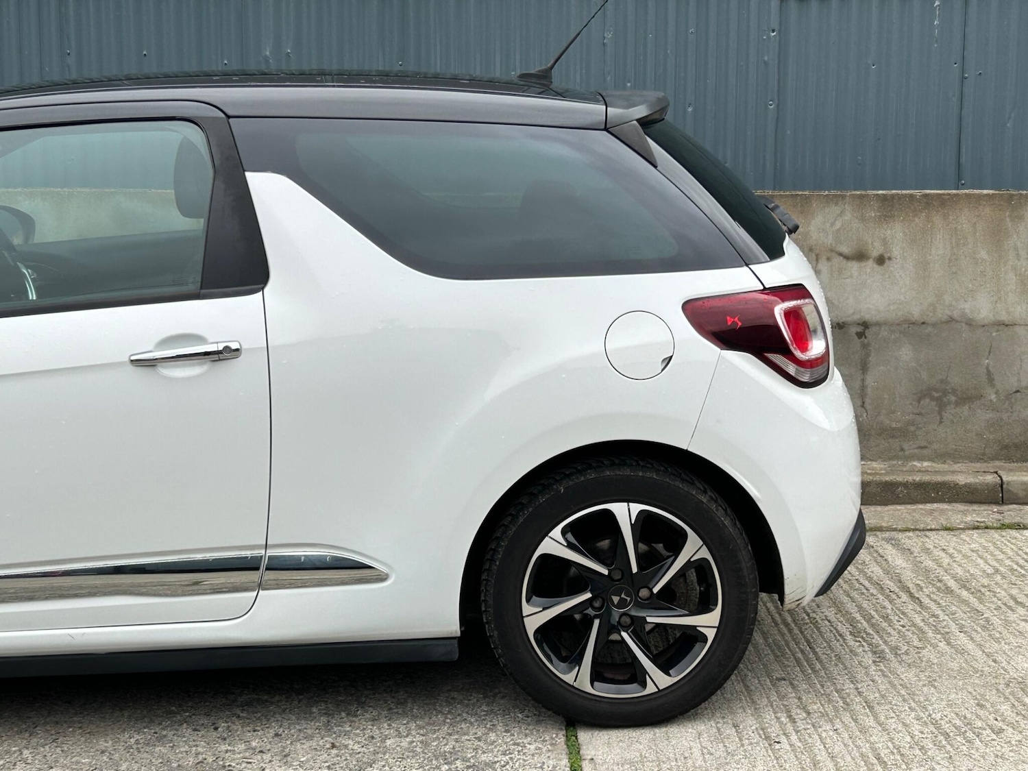 Used DS Automobiles DS 3 2017 for sale - 77468637: Photo 32