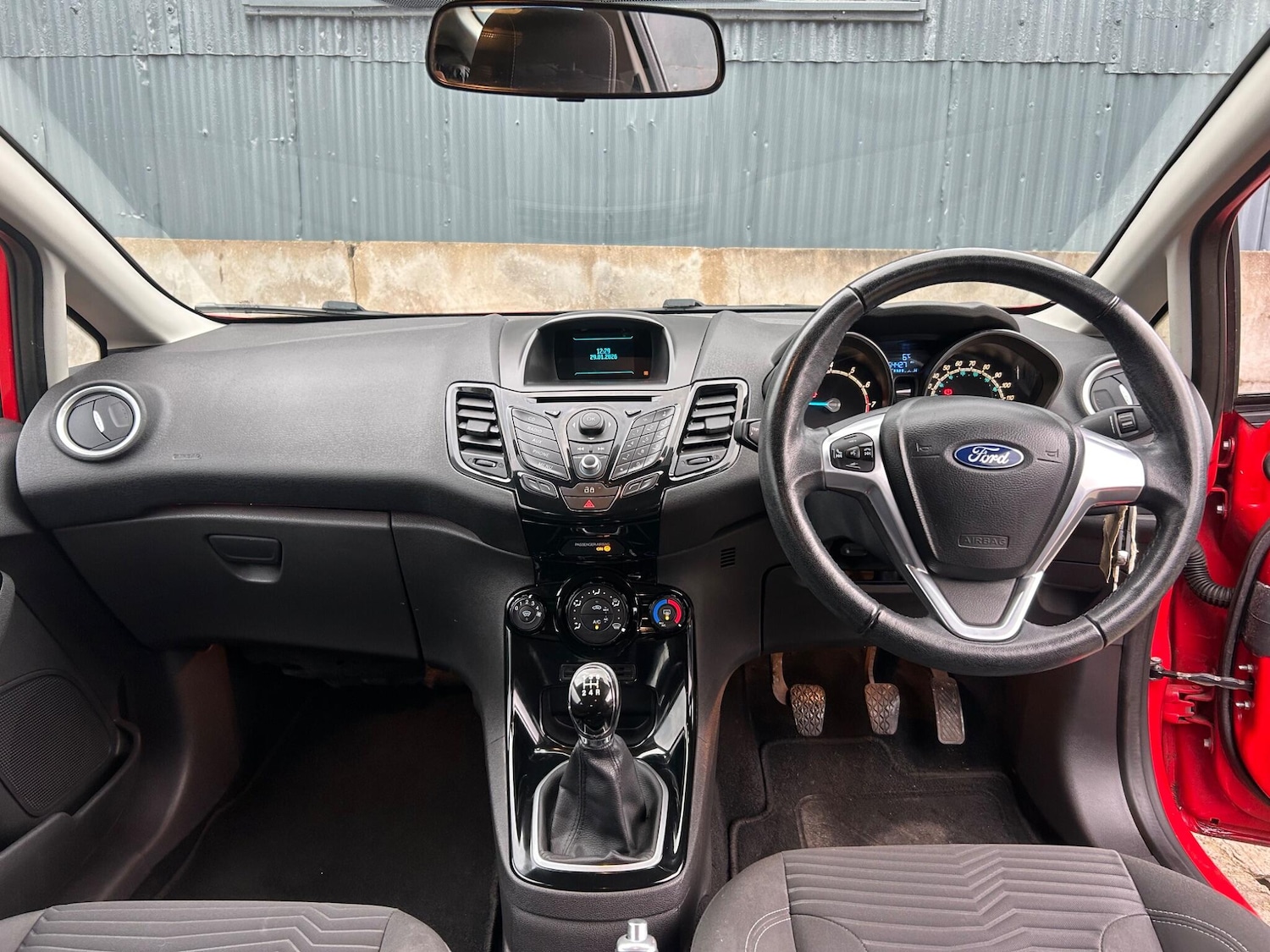 Used Ford Fiesta 2014 for sale - 77395831: Photo 24