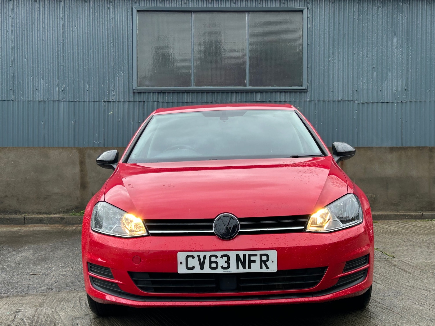 Used Volkswagen Golf 2013 for sale - 76492346: Photo 2