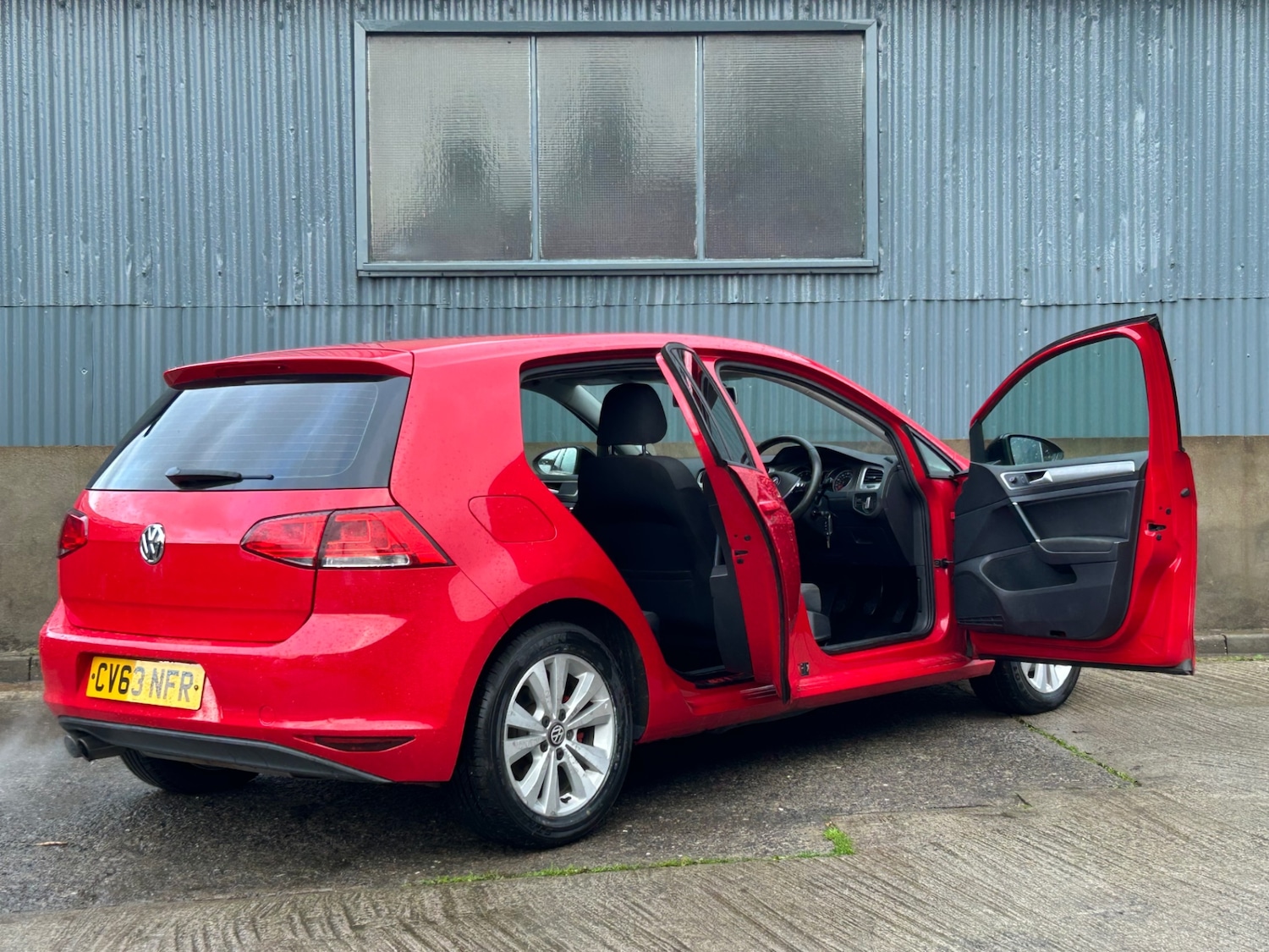 Used Volkswagen Golf 2013 for sale - 76492346: Photo 9