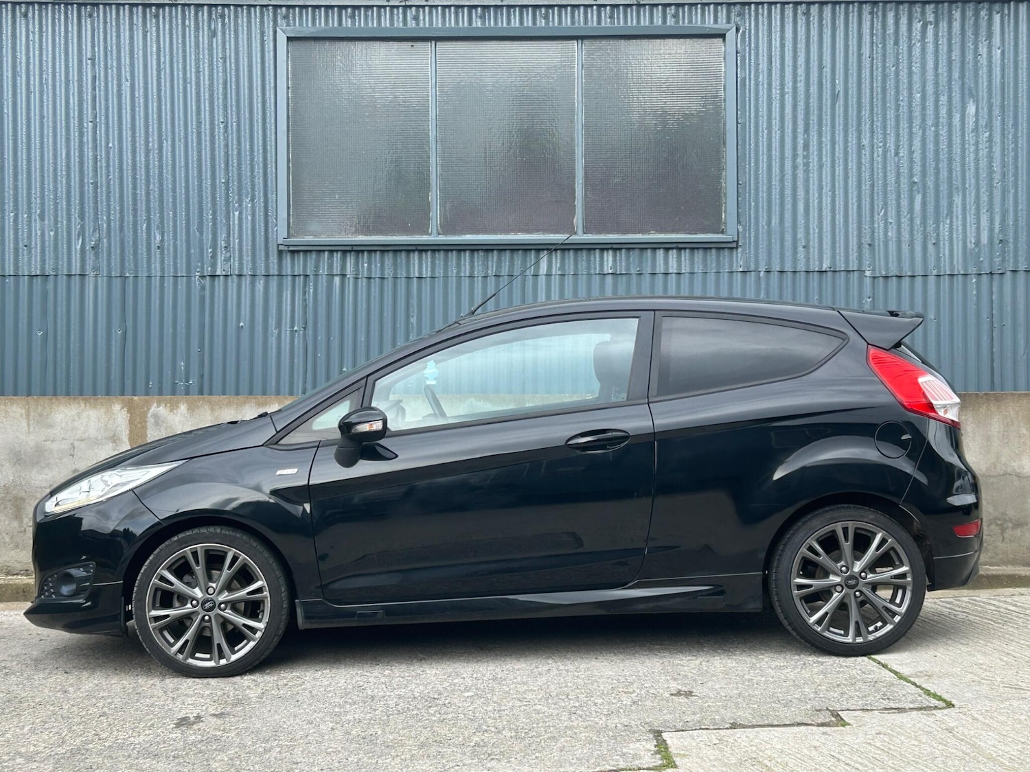 Used Ford Fiesta 2017 for sale - 77646146: Photo 8