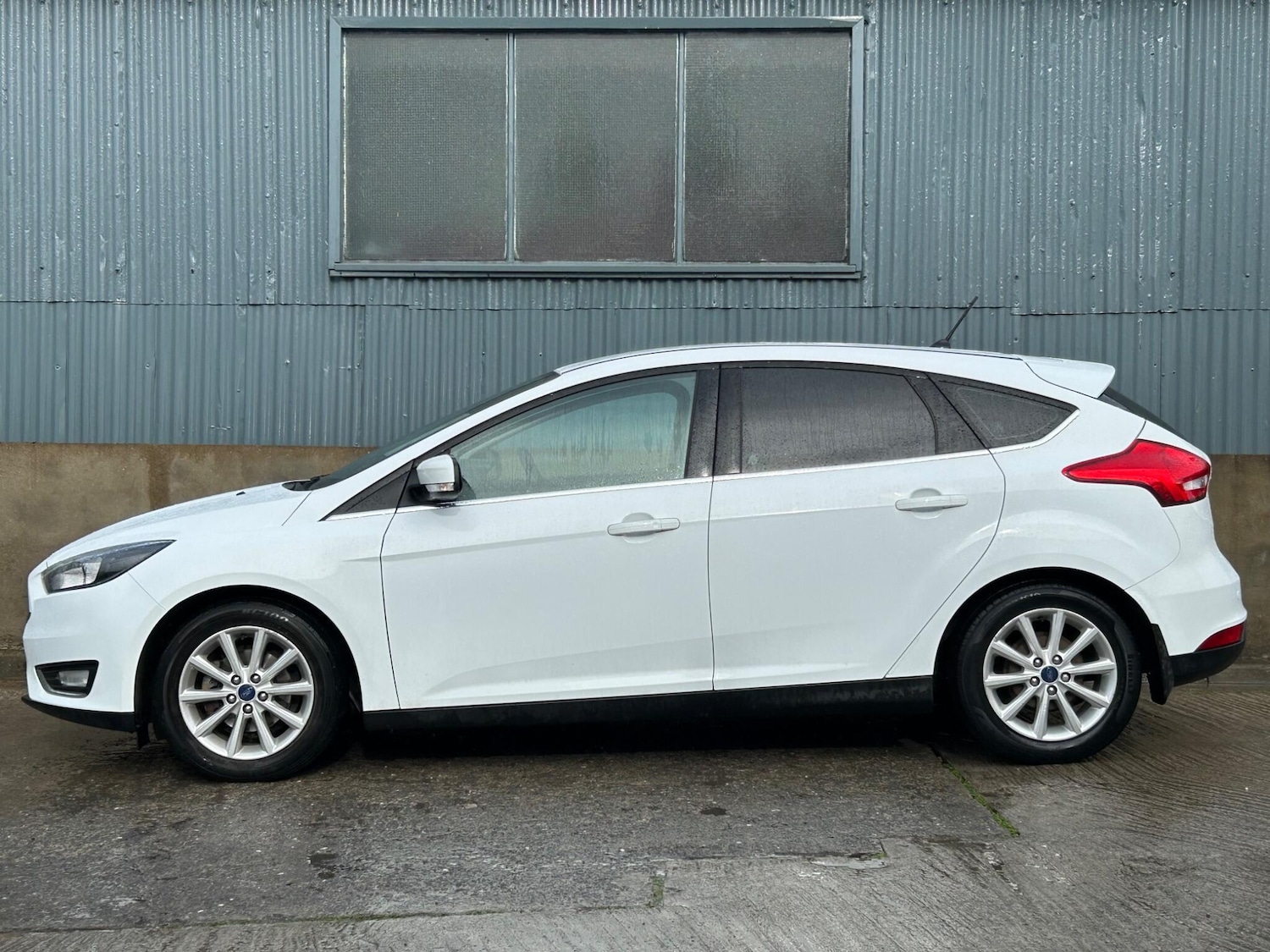 Used Ford Focus 2017 for sale - 77646359: Photo 7