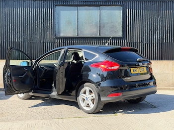 Used Ford Focus 2017 for sale - 78383952: Photo