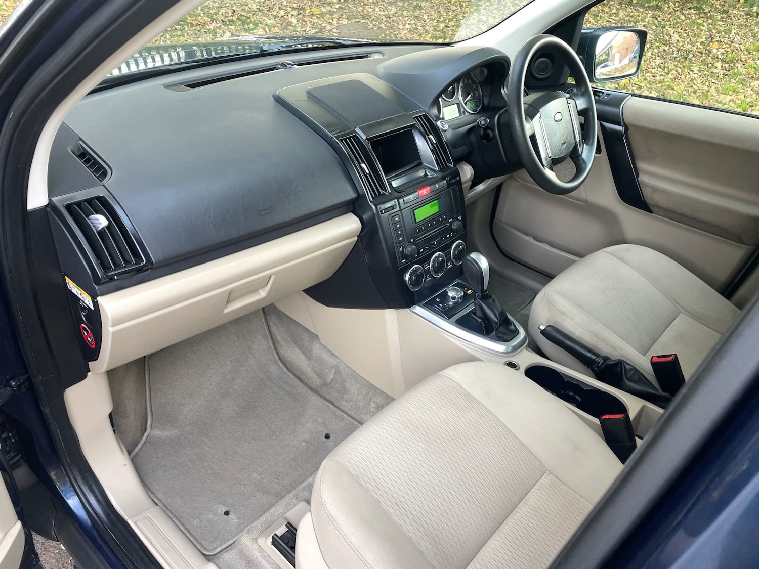 Used Land Rover Freelander 2010 for sale - 76778082: Photo 11