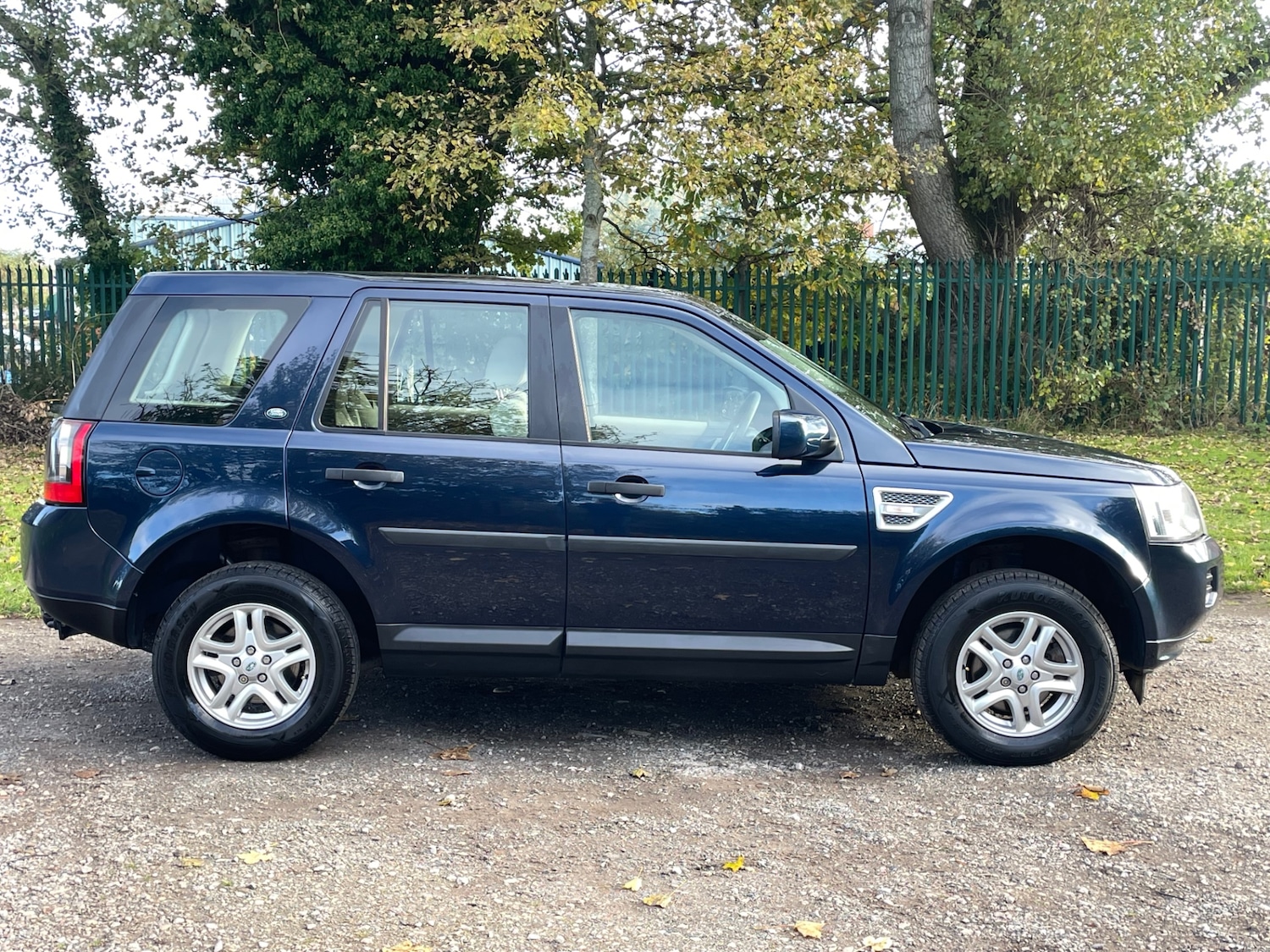 Used Land Rover Freelander 2010 for sale - 76778082: Photo 8