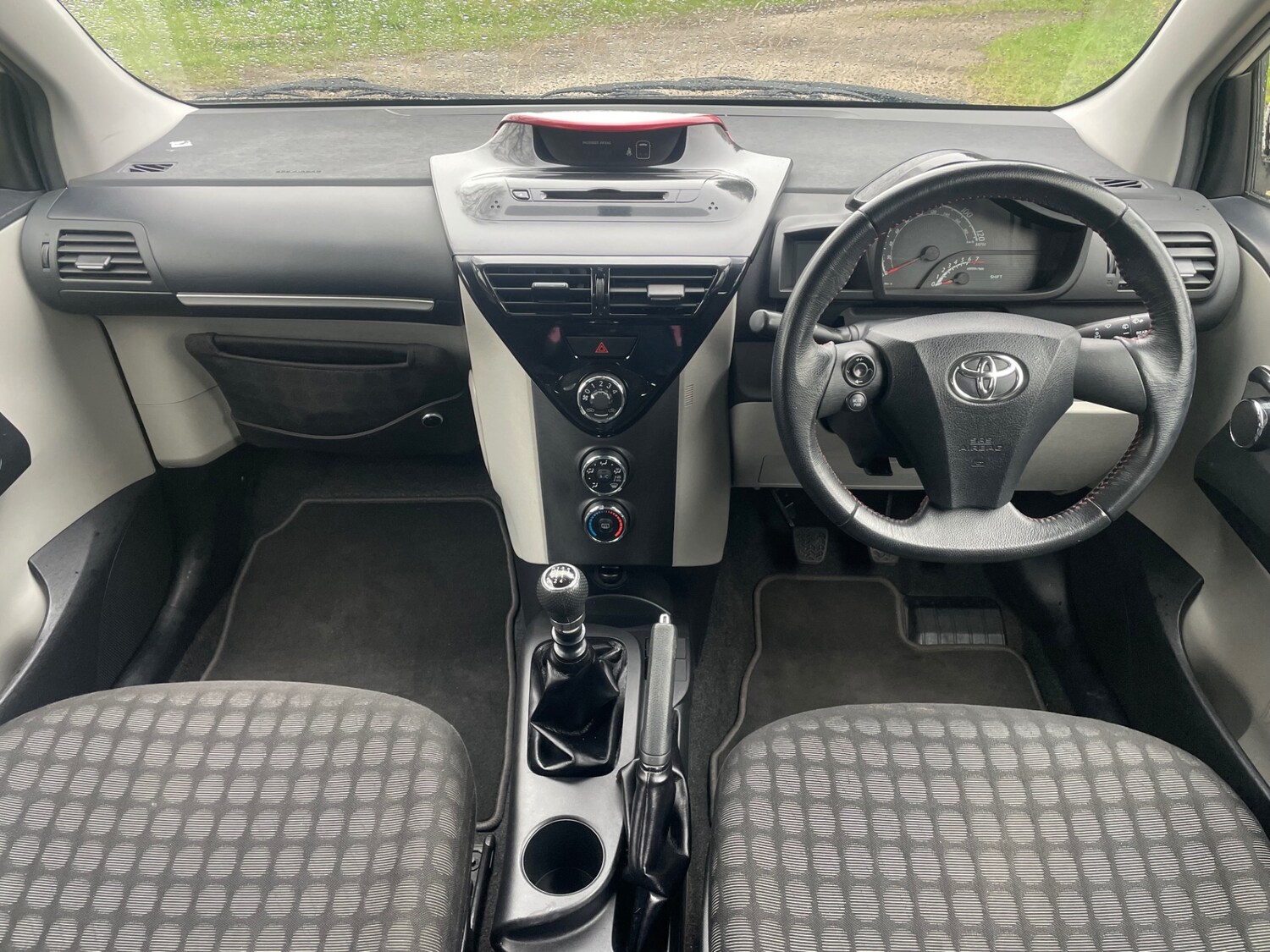 Used Toyota IQ 2011 for sale - 78133645: Photo 14