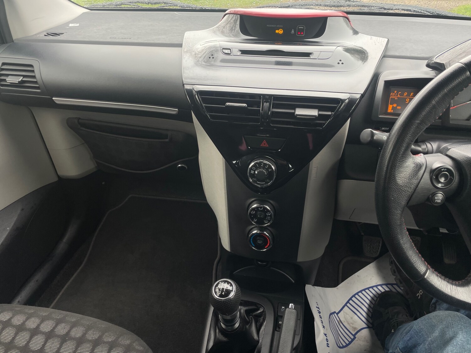 Used Toyota IQ 2011 for sale - 78133645: Photo 15