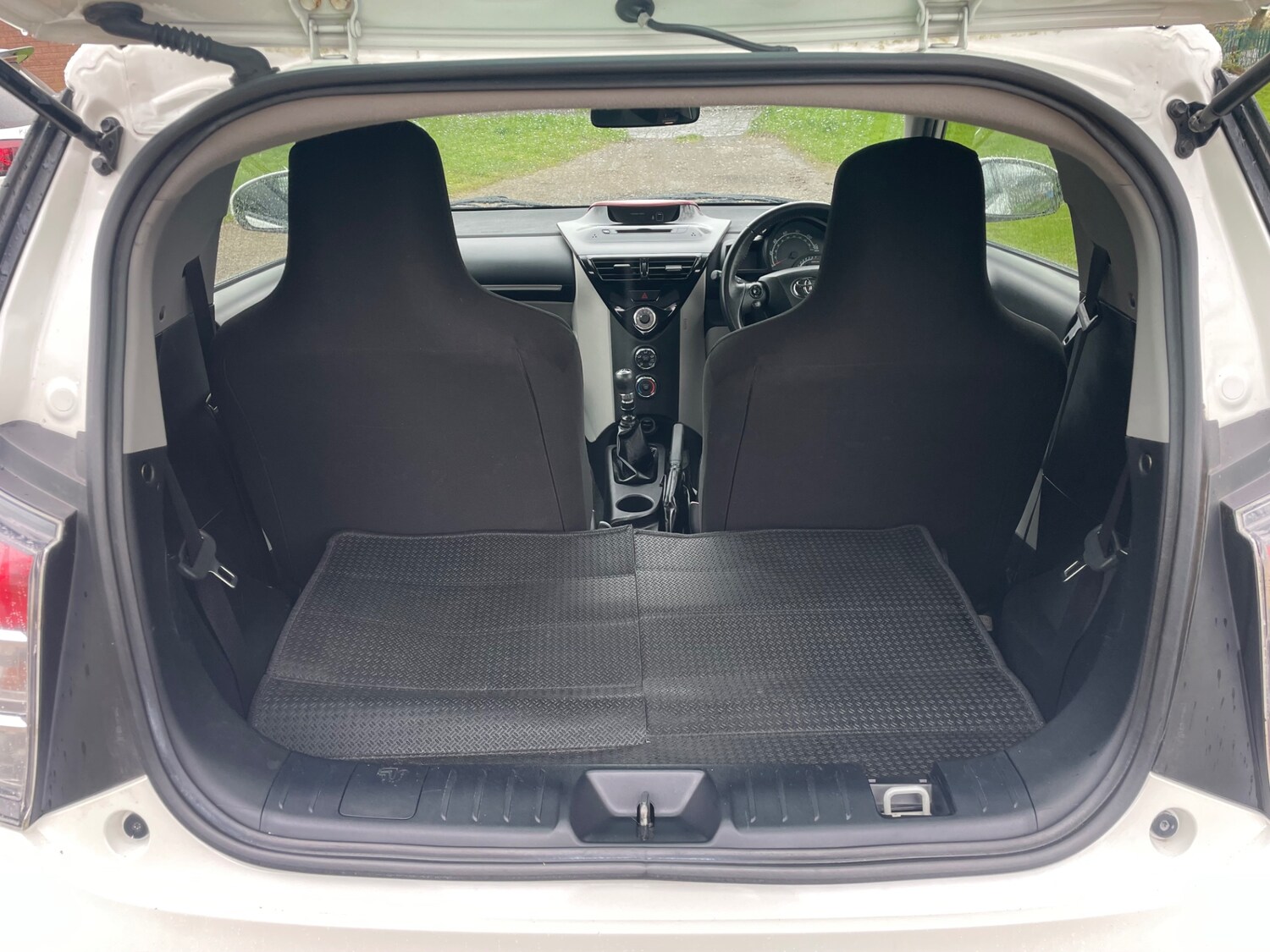 Used Toyota IQ 2011 for sale - 78133645: Photo 19