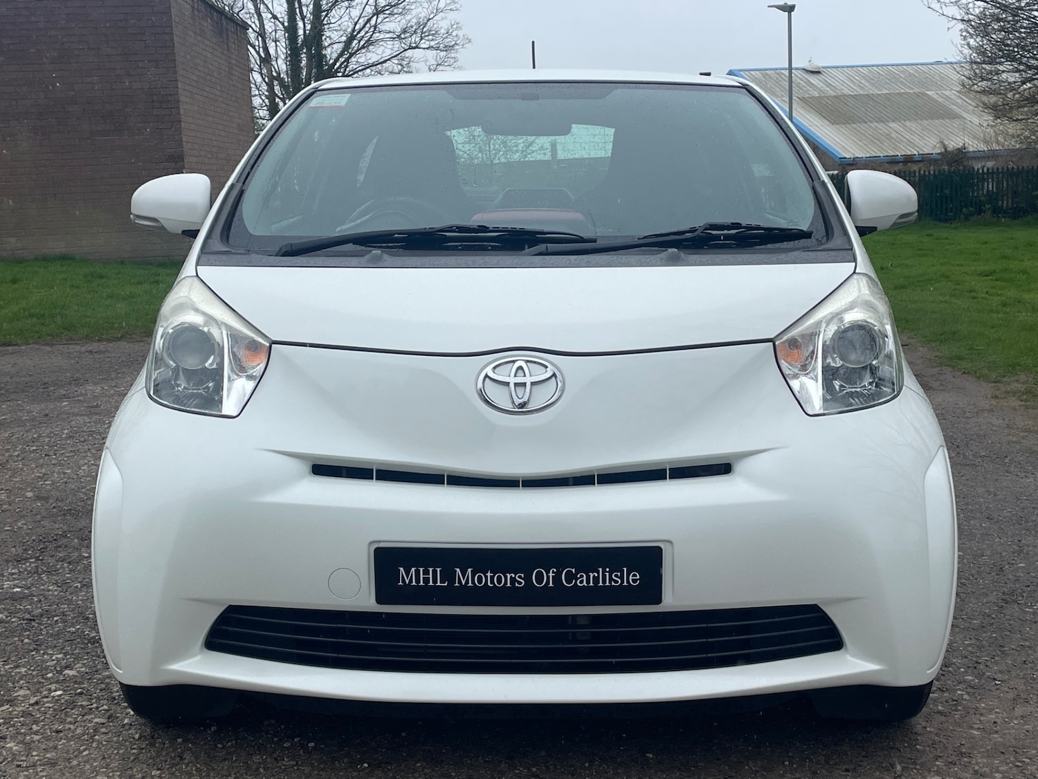 Used Toyota IQ 2011 for sale - 78133645: Photo 2