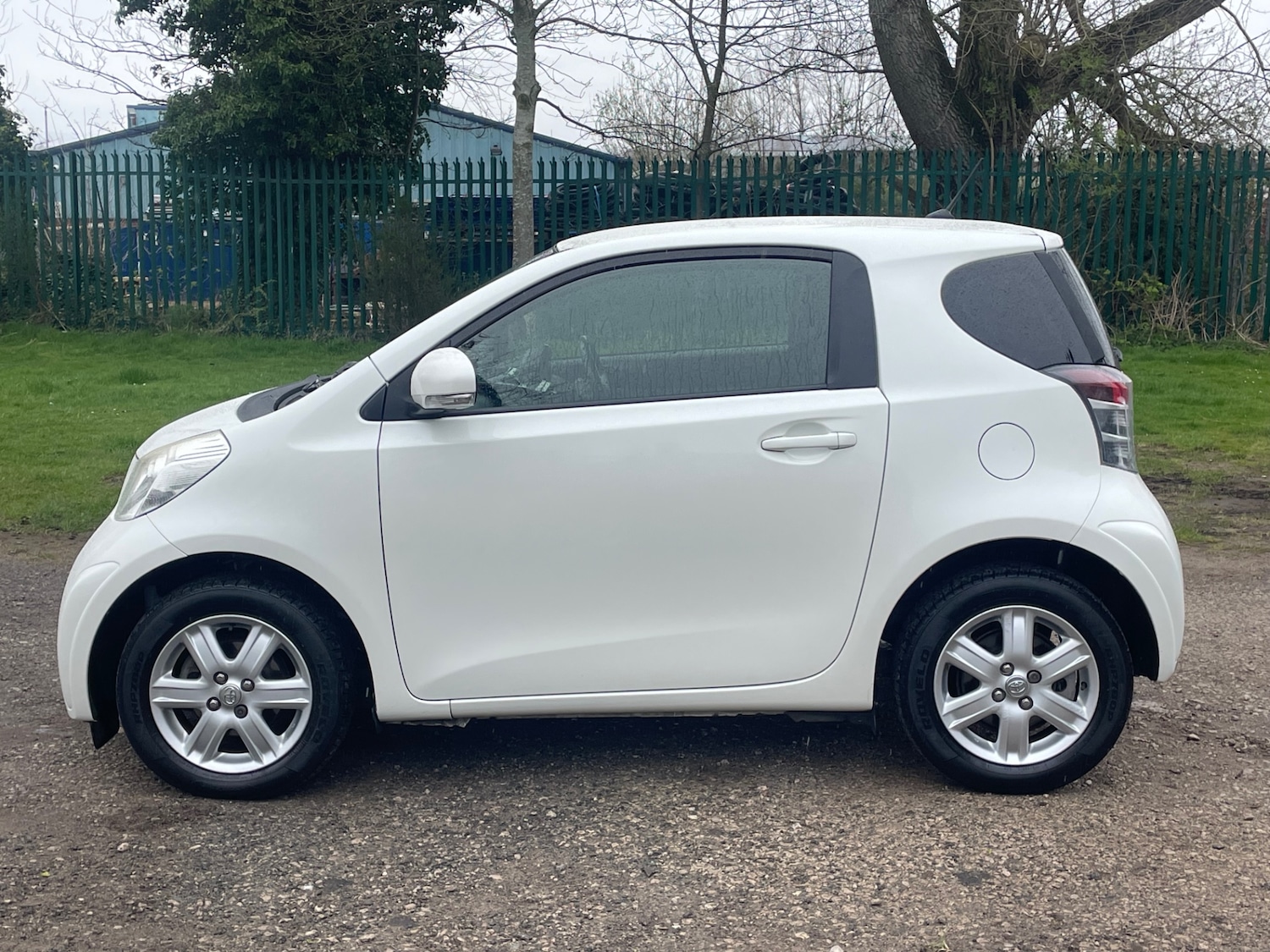 Used Toyota IQ 2011 for sale - 78133645: Photo 4