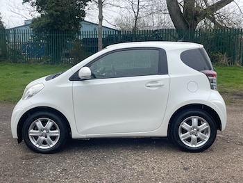 Used Toyota IQ 2011 for sale - 78133645: Photo