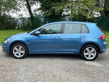 Used Volkswagen Golf 2016 for sale - 76120443: Photo