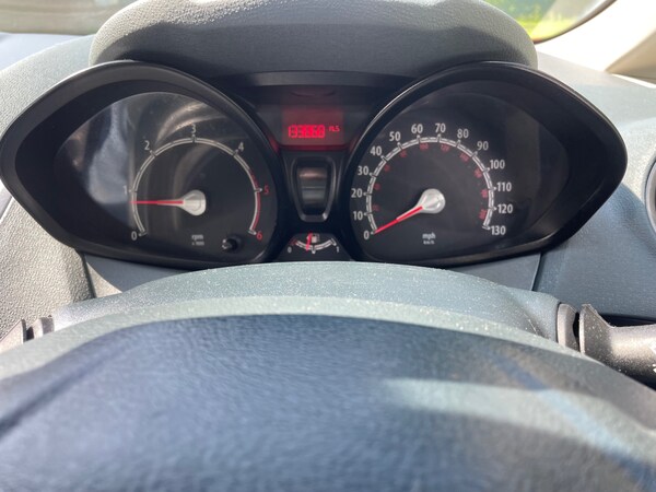 Used Ford Fiesta 2009 for sale - 75105566: Photo 17