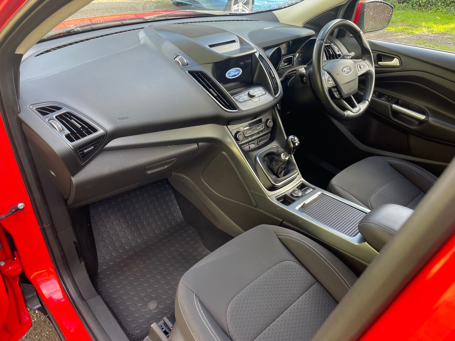 Used Ford Kuga 2017 for sale - 75945519: Photo 11