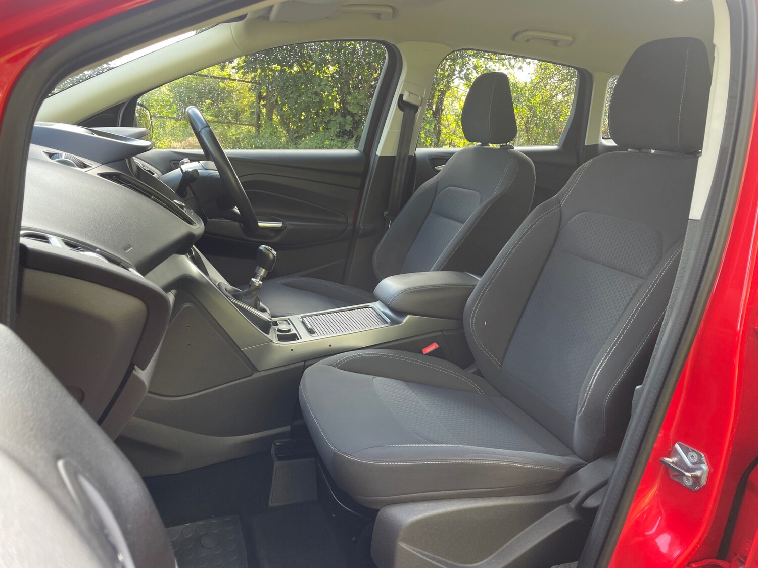 Used Ford Kuga 2017 for sale - 75945519: Photo 12