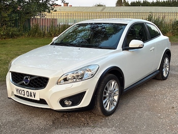 Used Volvo C30 2013 for sale - 79184418: Photo