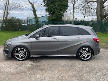 Used Mercedes-Benz B Class 2015 for sale - 78290335: Photo