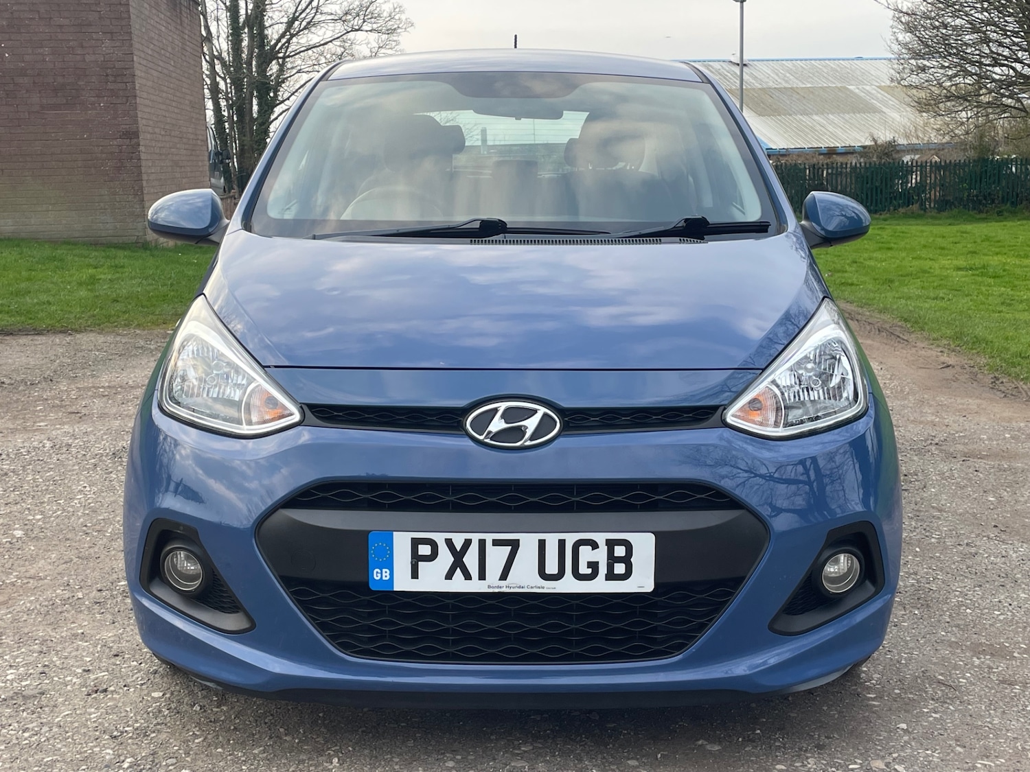 Used Hyundai i10 2017 for sale - 77968907: Photo 2