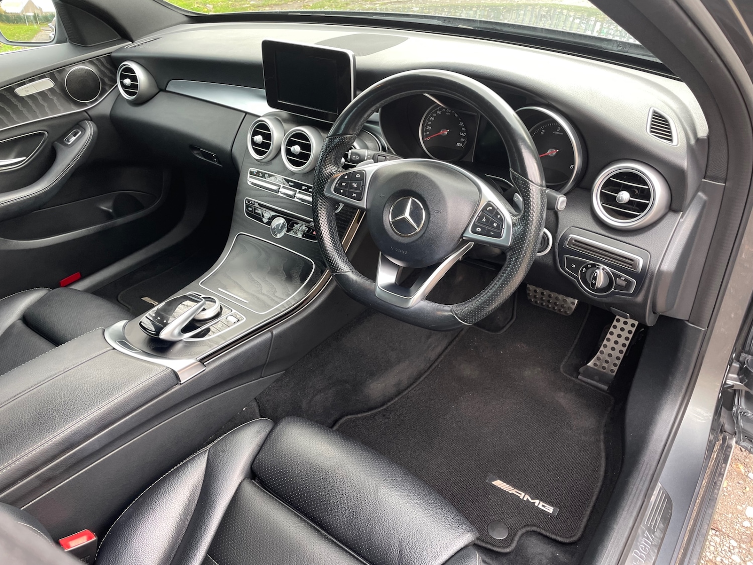 Used Mercedes-Benz C Class 2017 for sale - 76583378: Photo 9