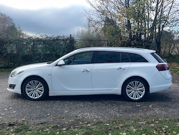 Used Vauxhall Insignia 2016 for sale - 76534078: Photo