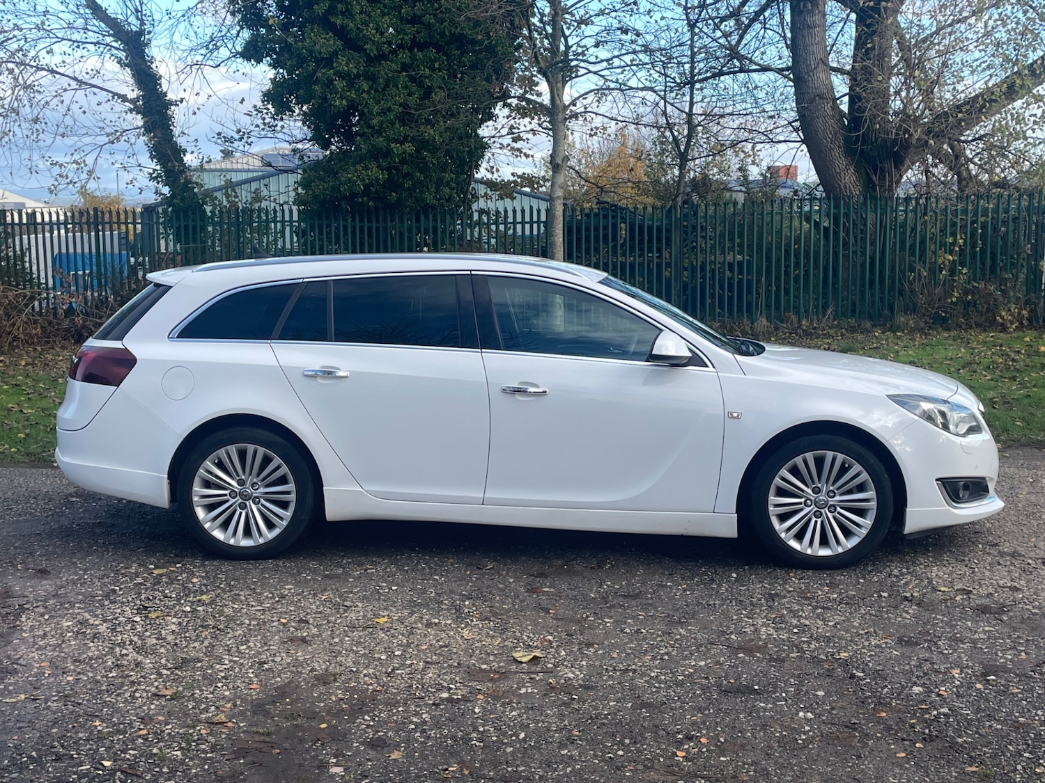 Used Vauxhall Insignia 2016 for sale - 76534078: Photo 8