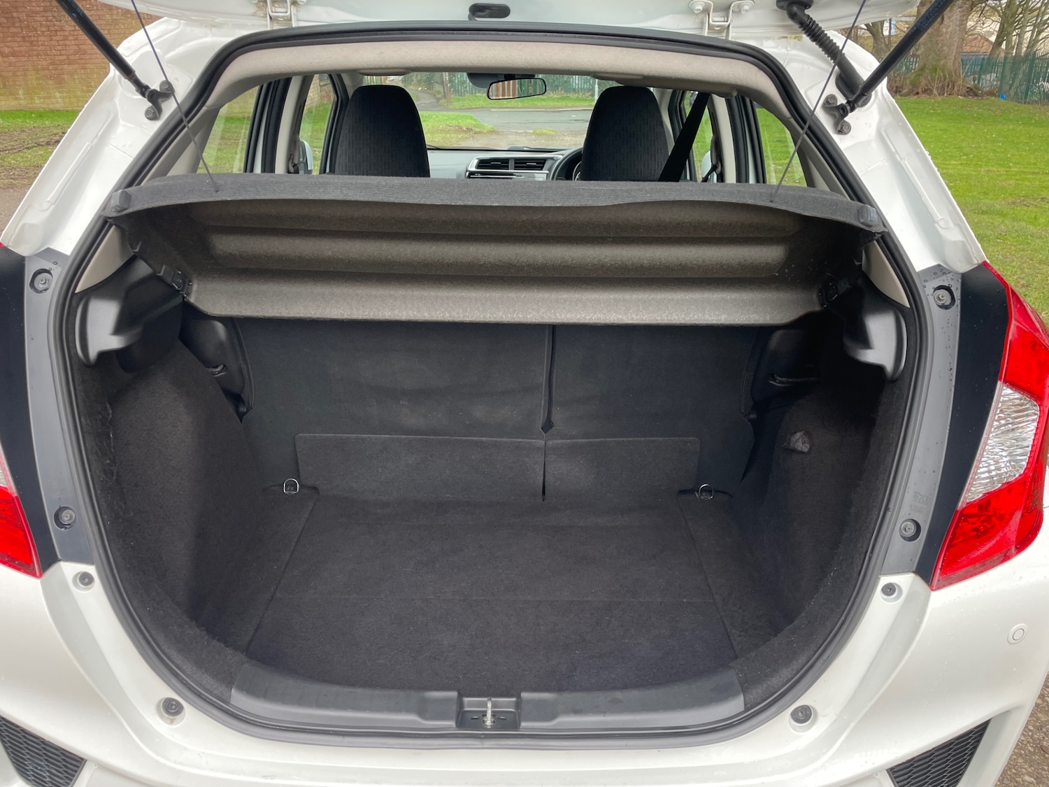 Used Honda Jazz 2016 for sale - 77342915: Photo 17