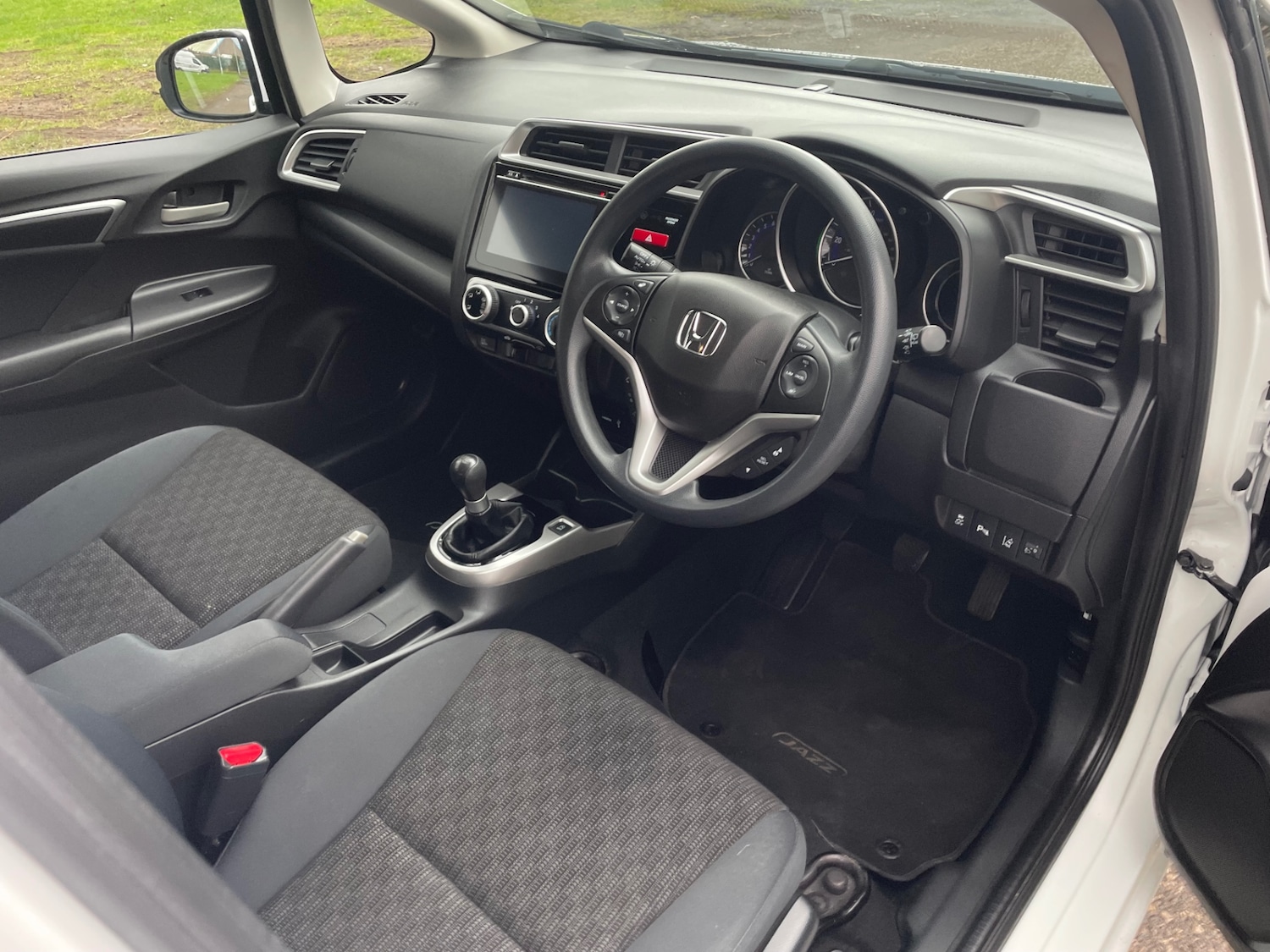 Used Honda Jazz 2016 for sale - 77342915: Photo 9