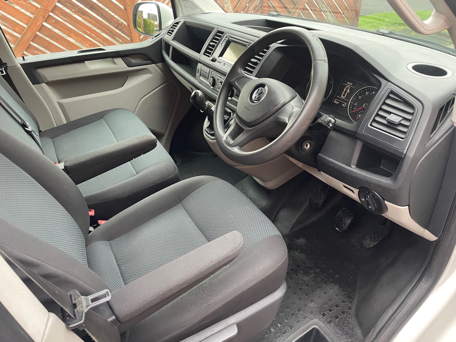 Used Volkswagen Transporter 2015 for sale - 76940035: Photo 7