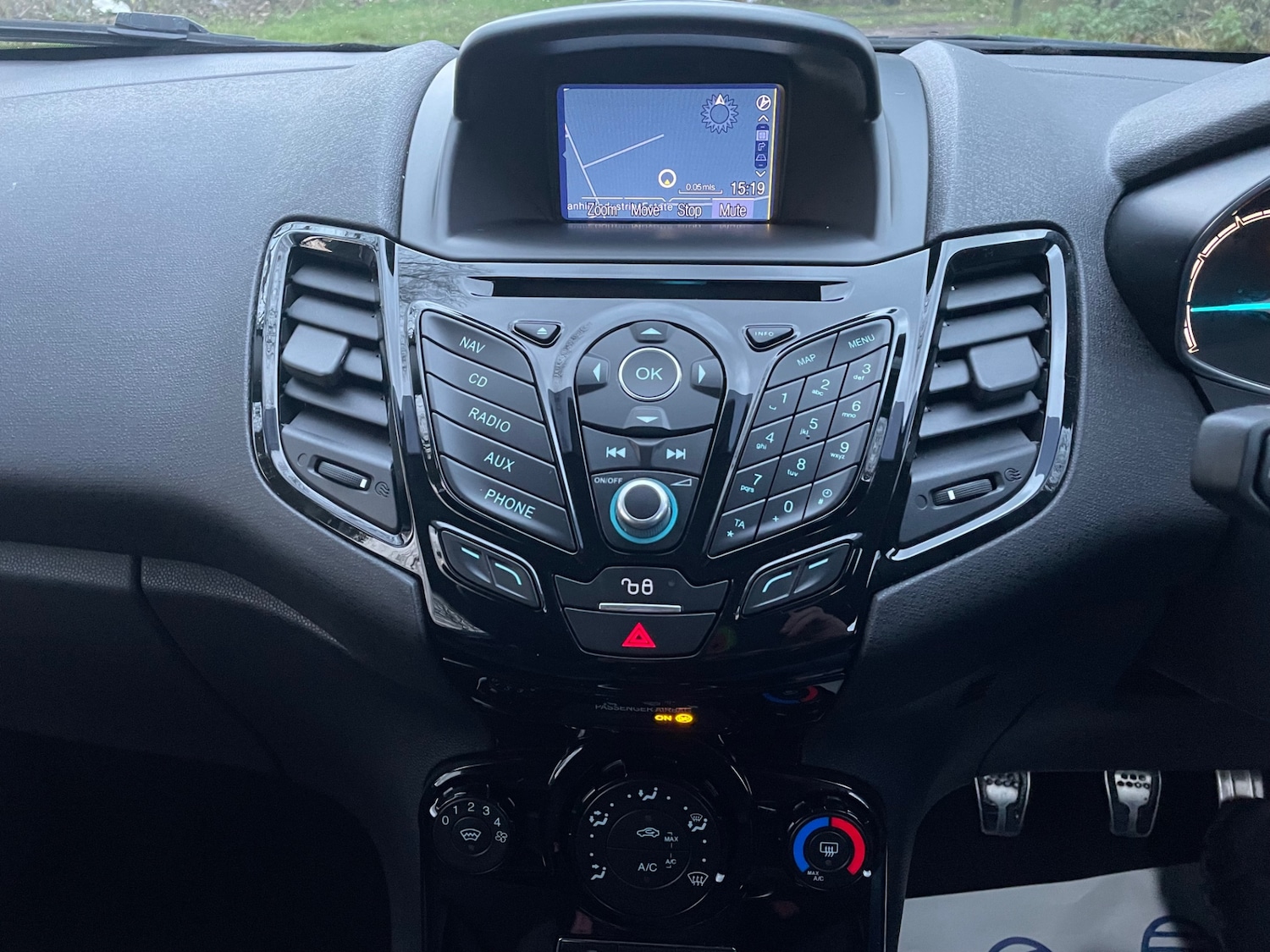 Used Ford Fiesta 2016 for sale - 76741539: Photo 14