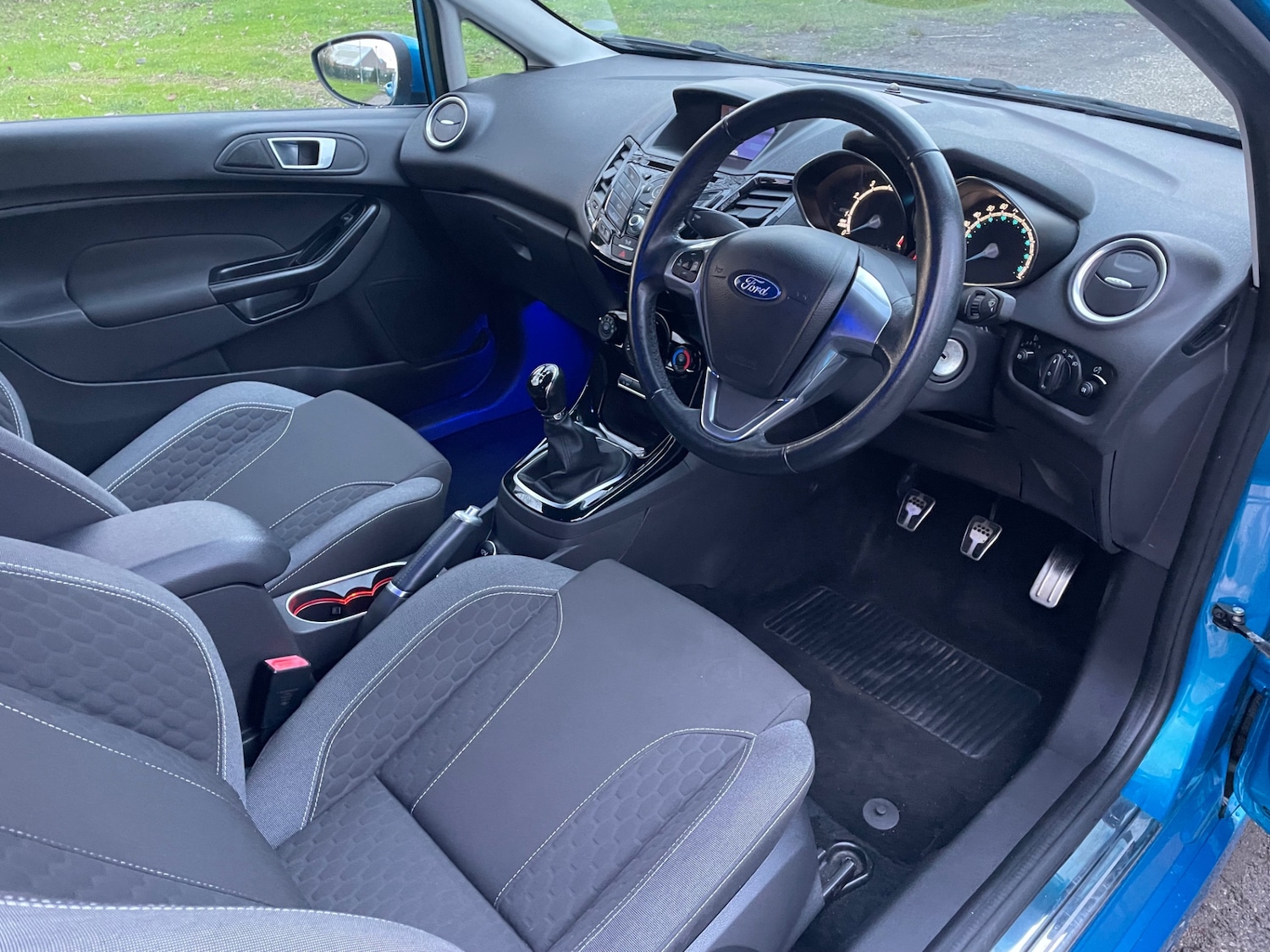 Used Ford Fiesta 2016 for sale - 76741539: Photo 8