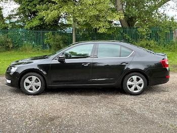 Used Skoda Octavia 2015 for sale - 78833637: Photo