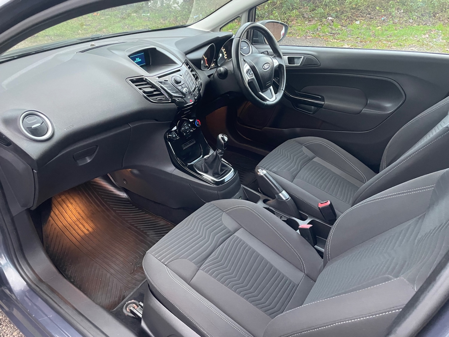 Used Ford Fiesta 2013 for sale - 76669230: Photo 10