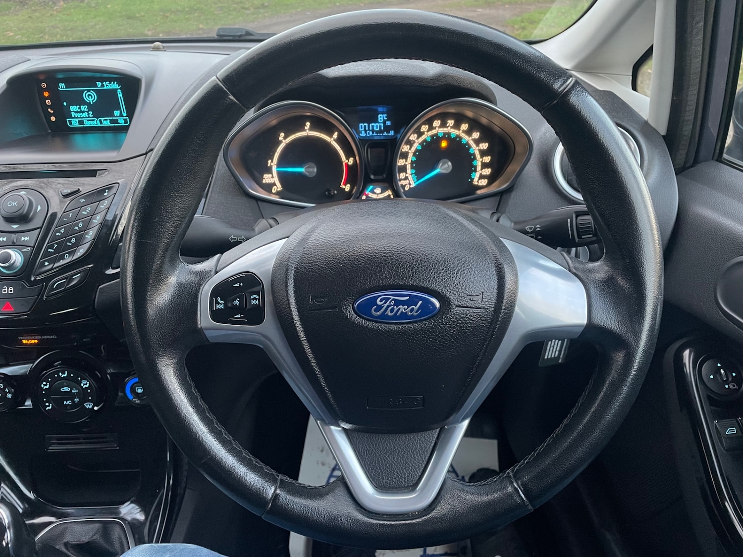 Used Ford Fiesta 2013 for sale - 76669230: Photo 15