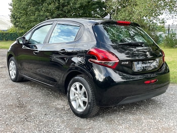 Used Peugeot 208 2016 for sale - 75836667: Photo