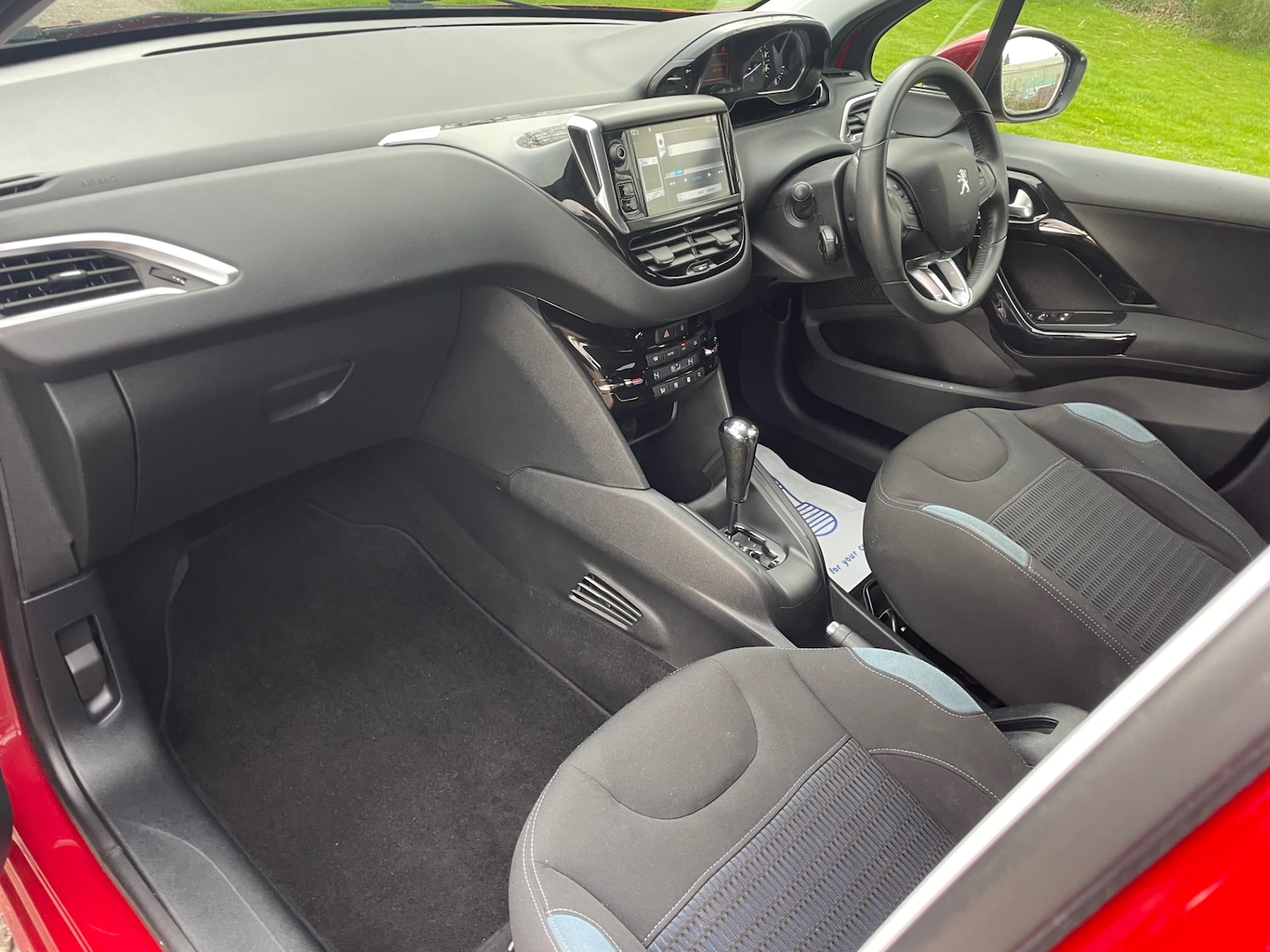 Used Peugeot 208 2014 for sale - 78045776: Photo 11