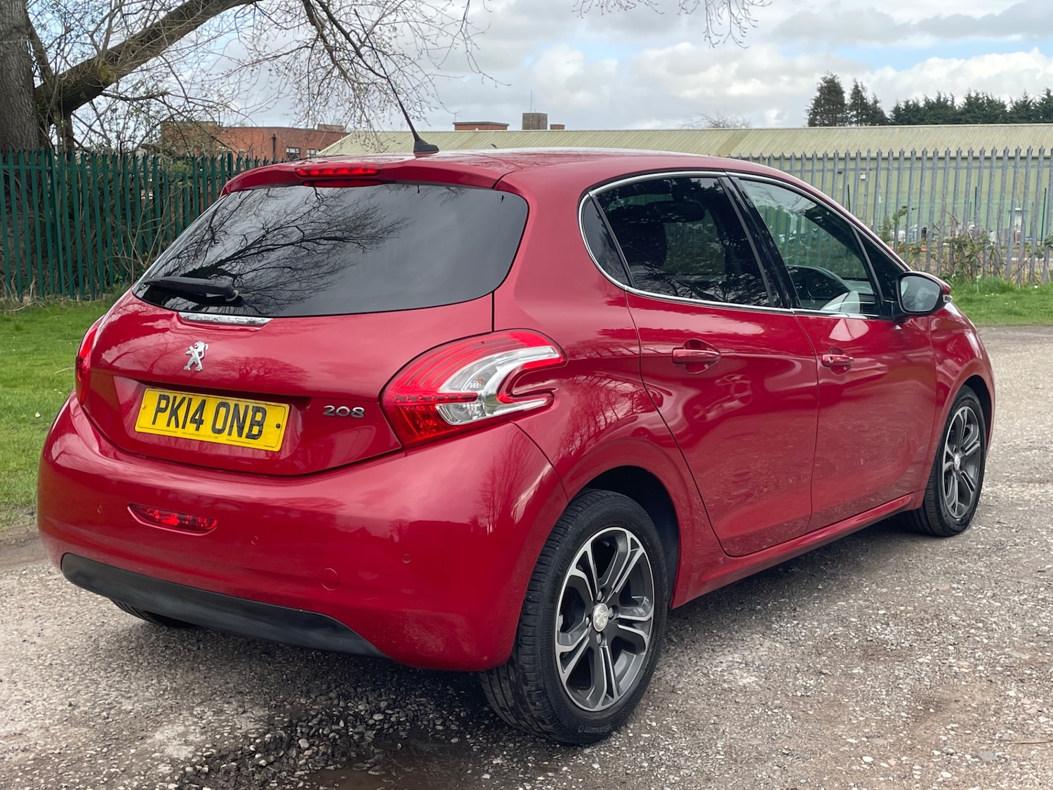 Used Peugeot 208 2014 for sale - 78045776: Photo 7