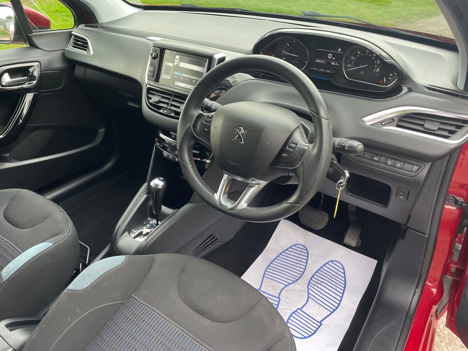 Used Peugeot 208 2014 for sale - 78045776: Photo 9