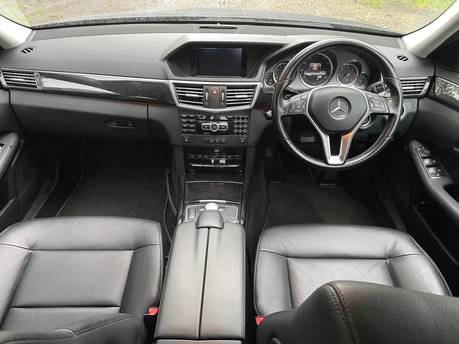 Used Mercedes-Benz E-Class 2012 for sale - 76163793: Photo 14