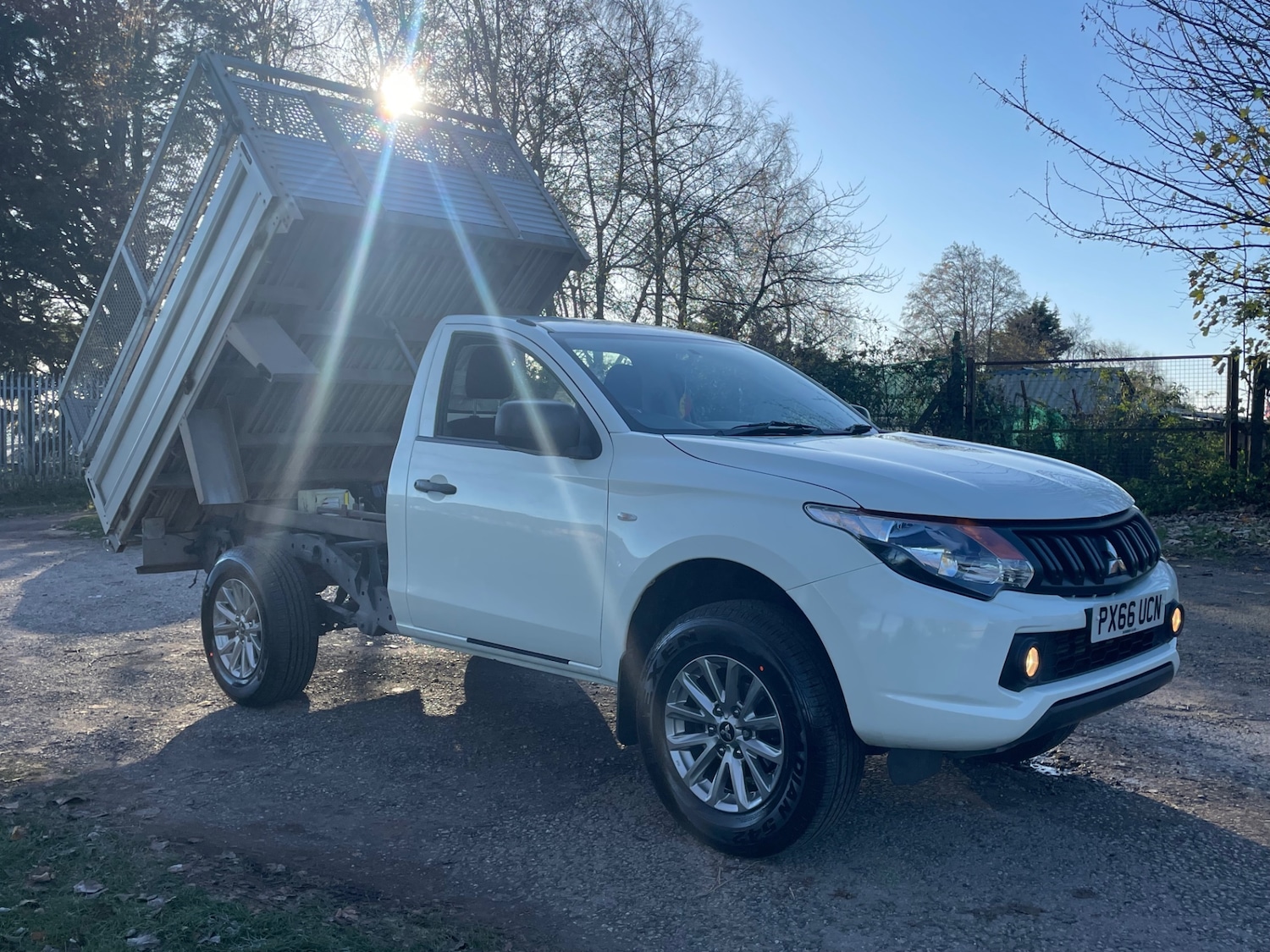 Used Mitsubishi L200 2016 for sale - 76649688: Photo 1