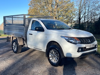 Used Mitsubishi L200 2016 for sale - 76649688: Photo