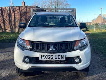 Used Mitsubishi L200 2016 for sale - 76649688: Photo