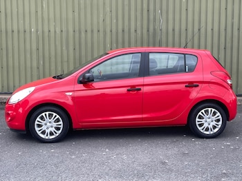 Used Hyundai i20 2010 for sale - 75410608: Photo