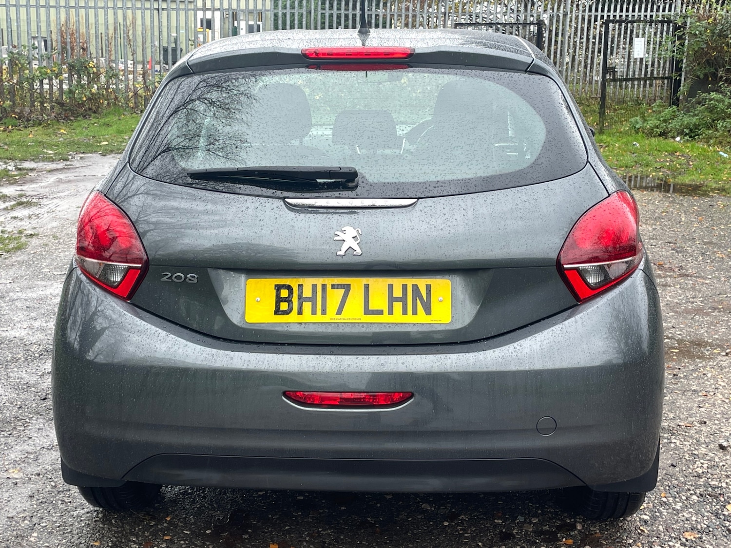 Used Peugeot 208 2017 for sale - 76588266: Photo 6