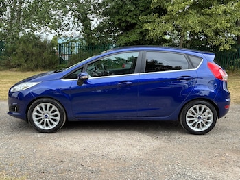 Used Ford Fiesta 2014 for sale - 79302623: Photo