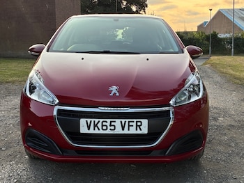 Used Peugeot 208 2015 for sale - 79302644: Photo