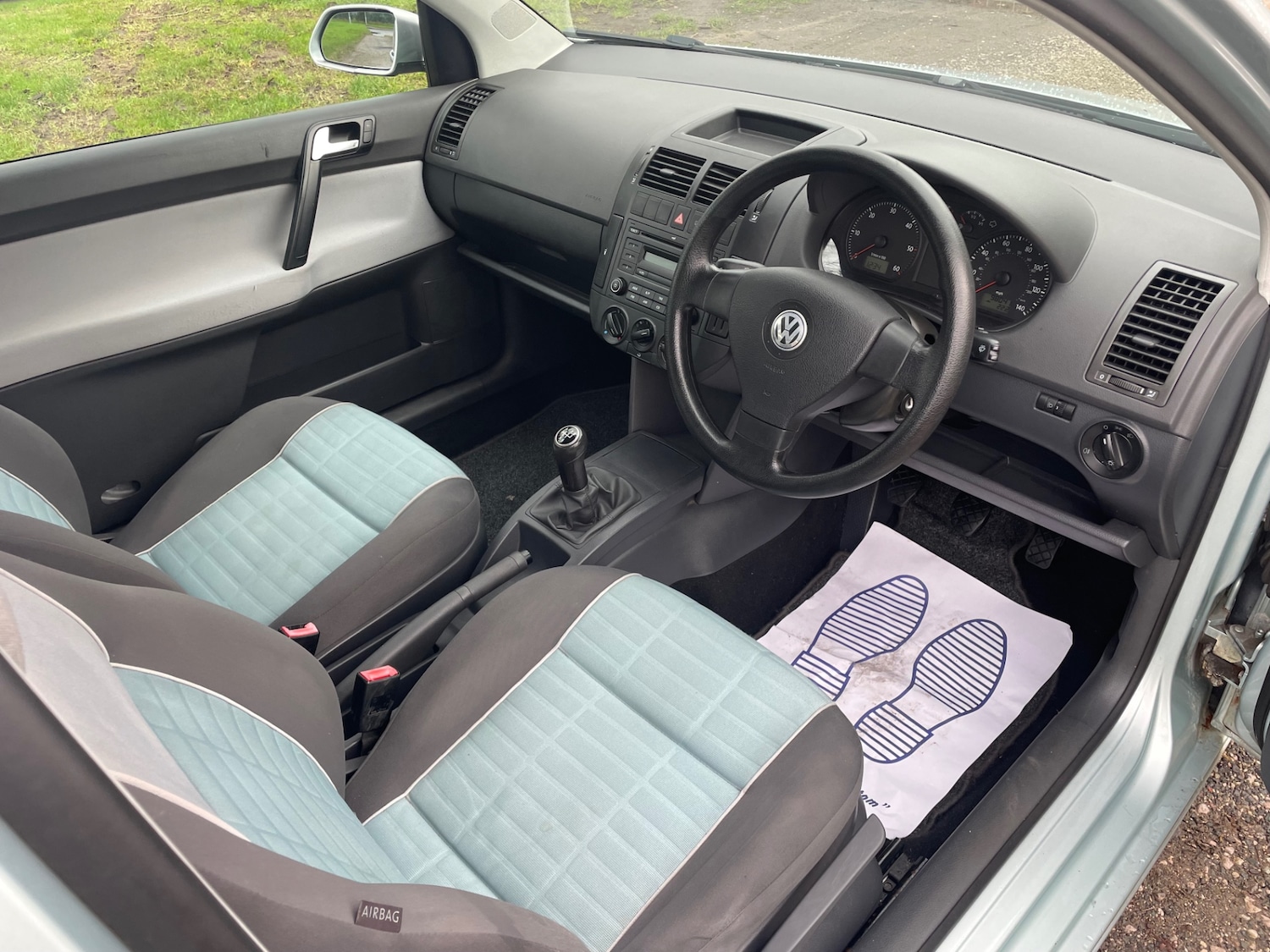 Used Volkswagen Polo 2009 for sale - 77097092: Photo 9