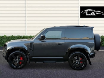 Used Land Rover Defender 2025 for sale - 75593410: Photo