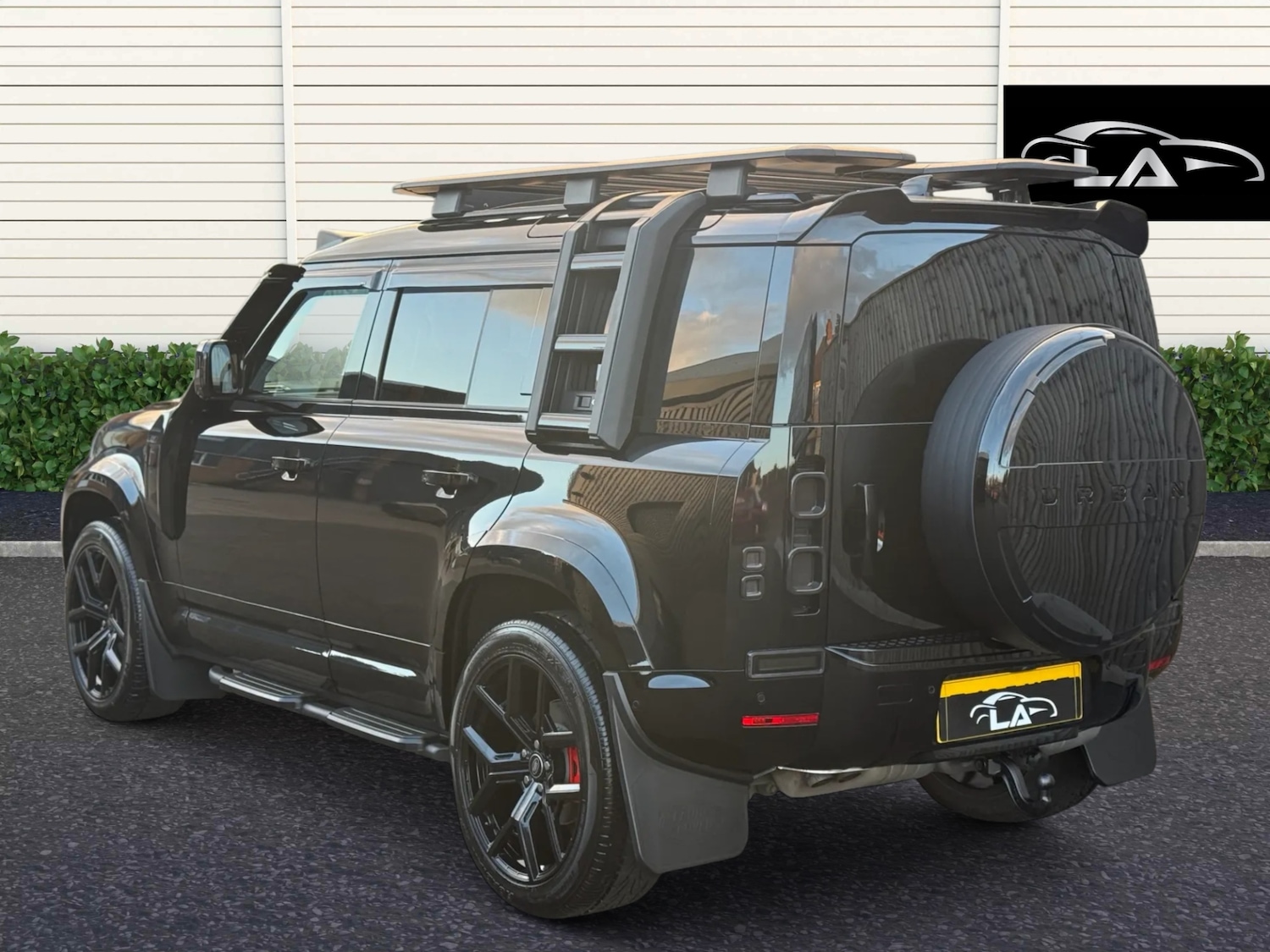 Used Land Rover Defender 2025 for sale - 77833552: Photo 5